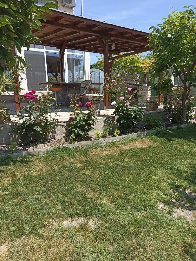 Stai Za Gosti Bazdarovi Apartment Byala  Bagian luar foto
